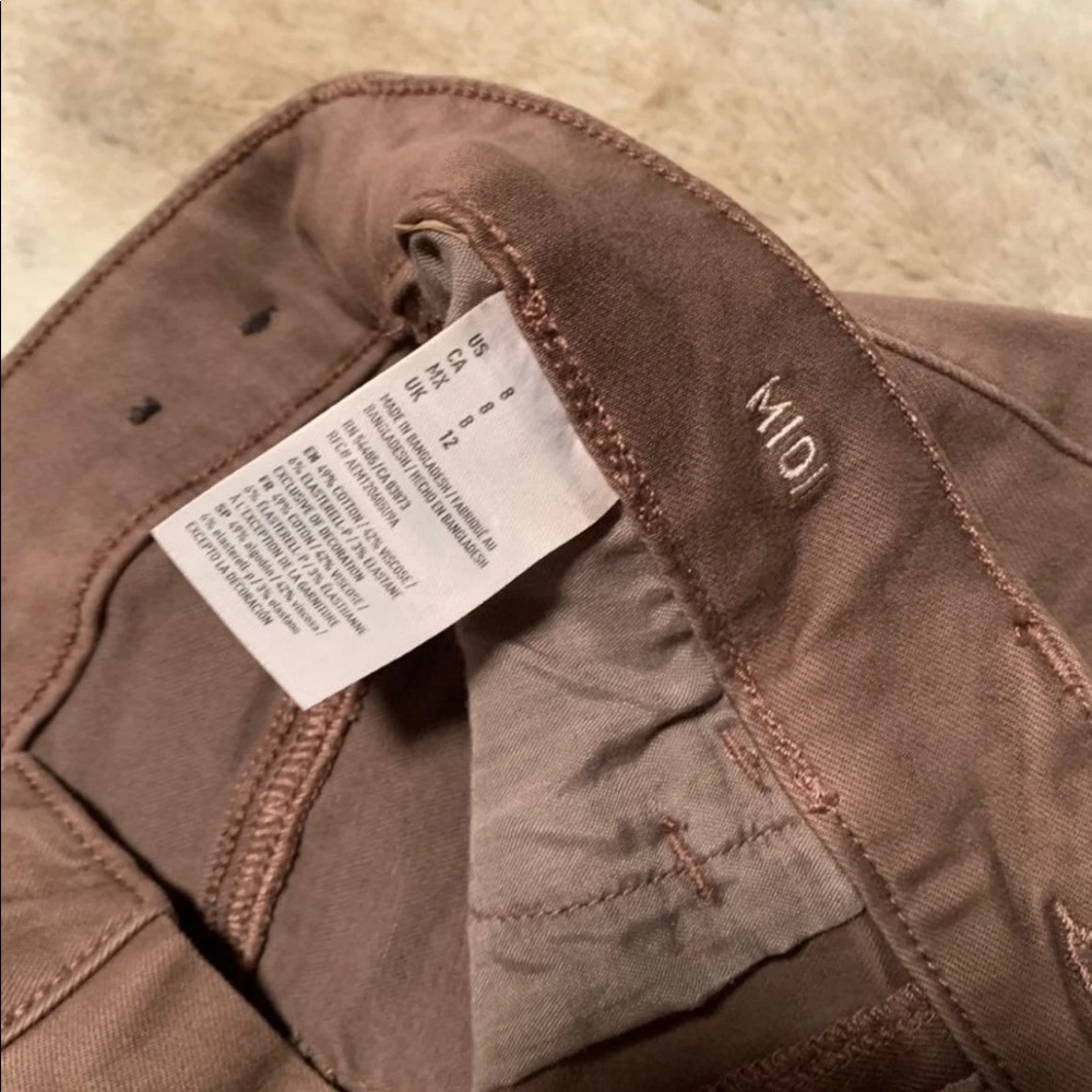 AEO Dusty Rose Midi Shorts - Picture 5 of 6